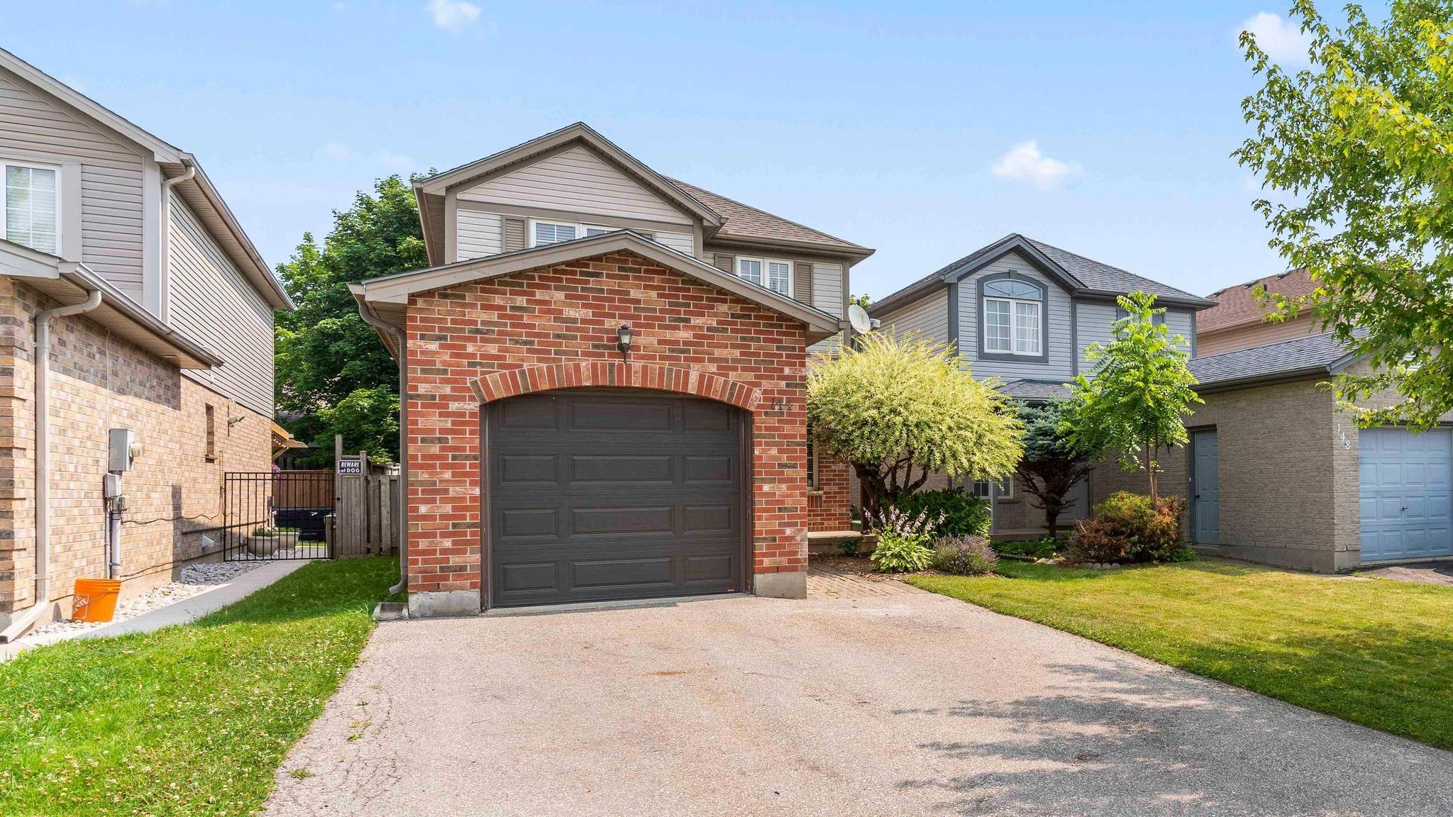 London South, ON N6M 1J3,144 EMERALD RD