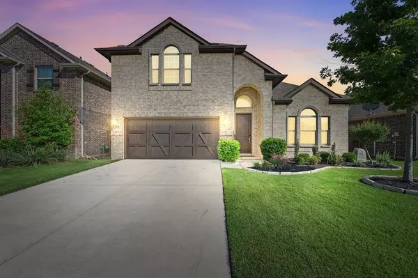 2521 Linwood Drive, Mansfield, TX 76084