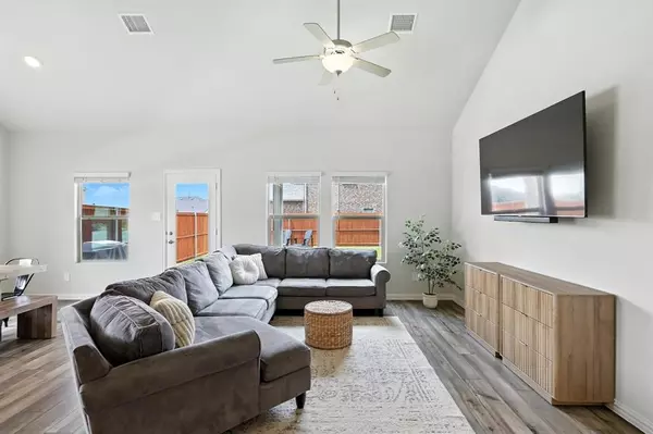 Haslet, TX 76052,2301 Bellatrix Drive