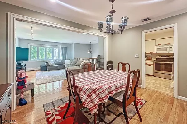 Rockaway Twp., NJ 07866,17 Wenonah Ave