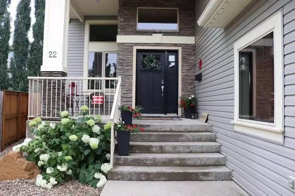 Lethbridge, AB T1K 5E7,22 Riverview CRES West