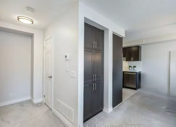 Oshawa, ON L1L 0E7,85 Great Gabe CRES
