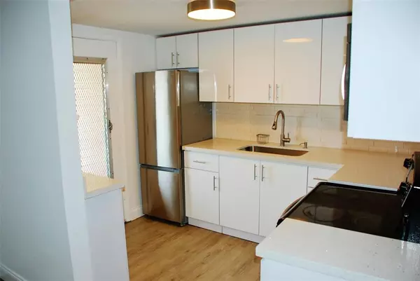 Plantation, FL 33313,4770 NW 10th Ct #312