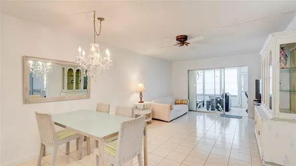 Margate, FL 33063,7787 Golf Circle Dr #105