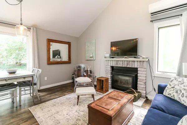 Collingwood, ON L9Y 5B4,442 Oxbow CRES