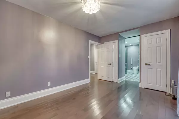 Mississauga, ON L5C 2H8,3506 Orion CRES