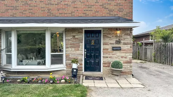 Toronto W05, ON M9L 1B2,28 Navenby CRES