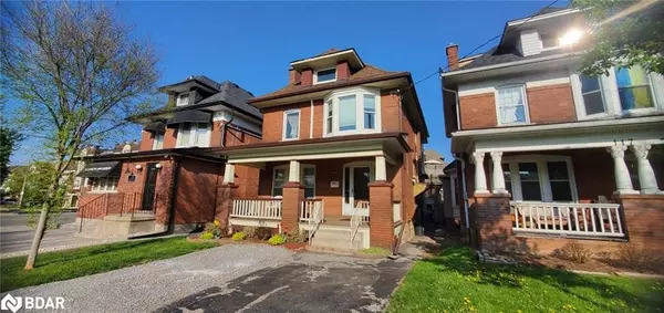 115 Balsam AVE S #Upper, Hamilton, ON L8M 3B1