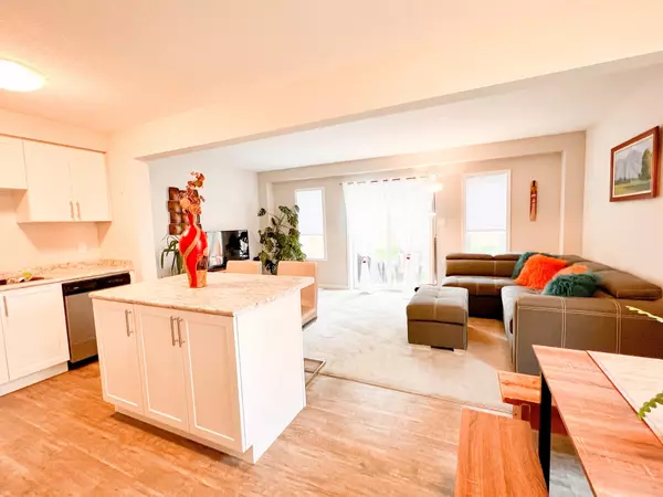 Kitchener, ON N2P 0H8,50 Pinnacle DR #36