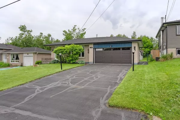 Kawartha Lakes, ON K9V 4R1,13 Mohawk DR