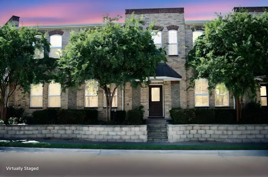 206 Belleville Drive, Lewisville, TX 75057