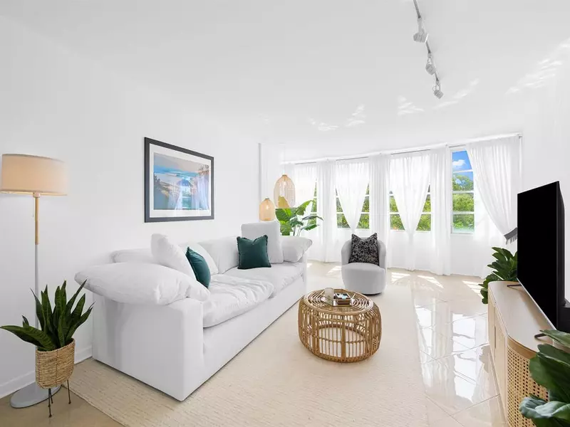 401 SE 25TH AVE #304, Fort Lauderdale, FL 33301