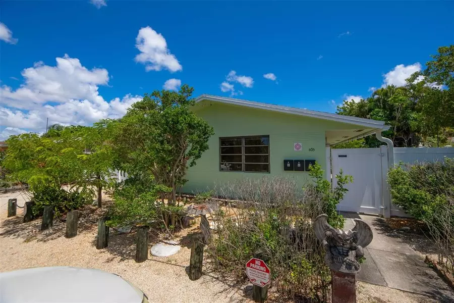 805 NE 40th St #1, Oakland Park, FL 33334