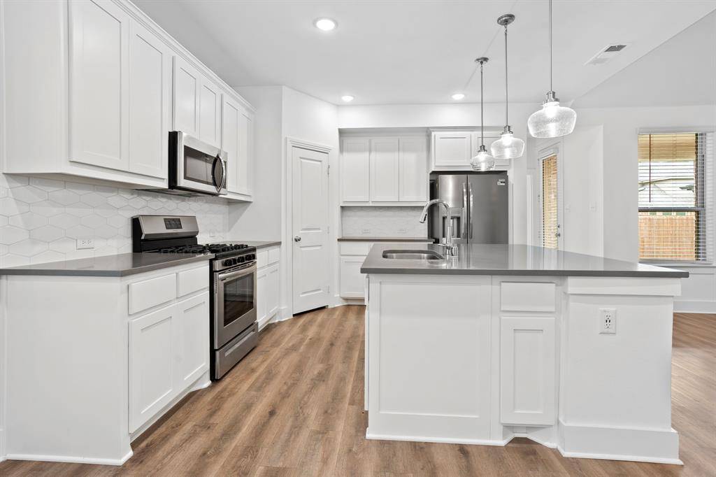 Van Alstyne, TX 75495,1801 Eagle Landing