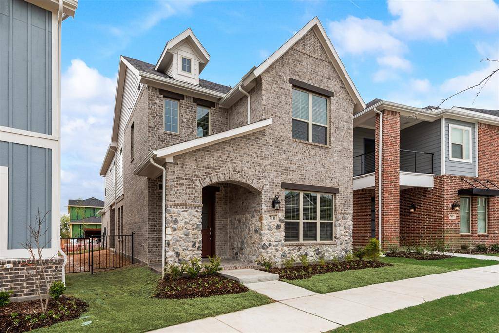 Rowlett, TX 75088,7111 Daytona Mews