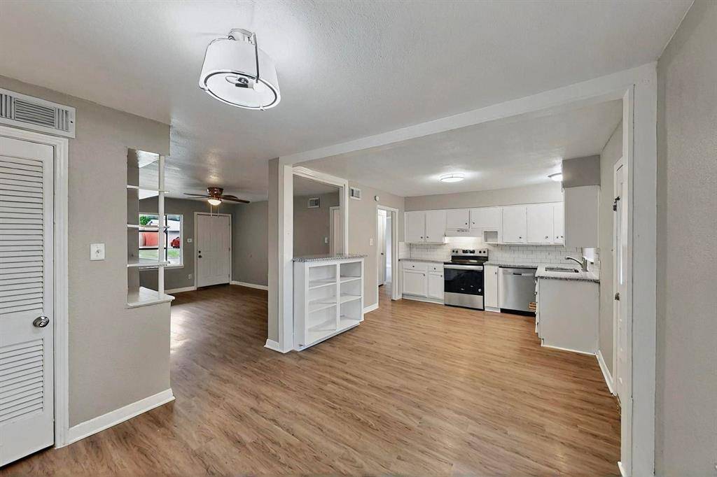 Farmers Branch, TX 75234,13439 Glenside Drive