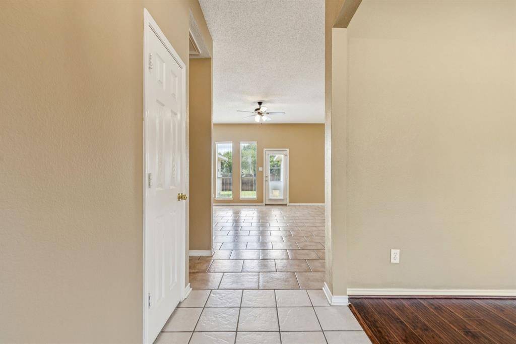 Murphy, TX 75094,319 Woodglen Drive