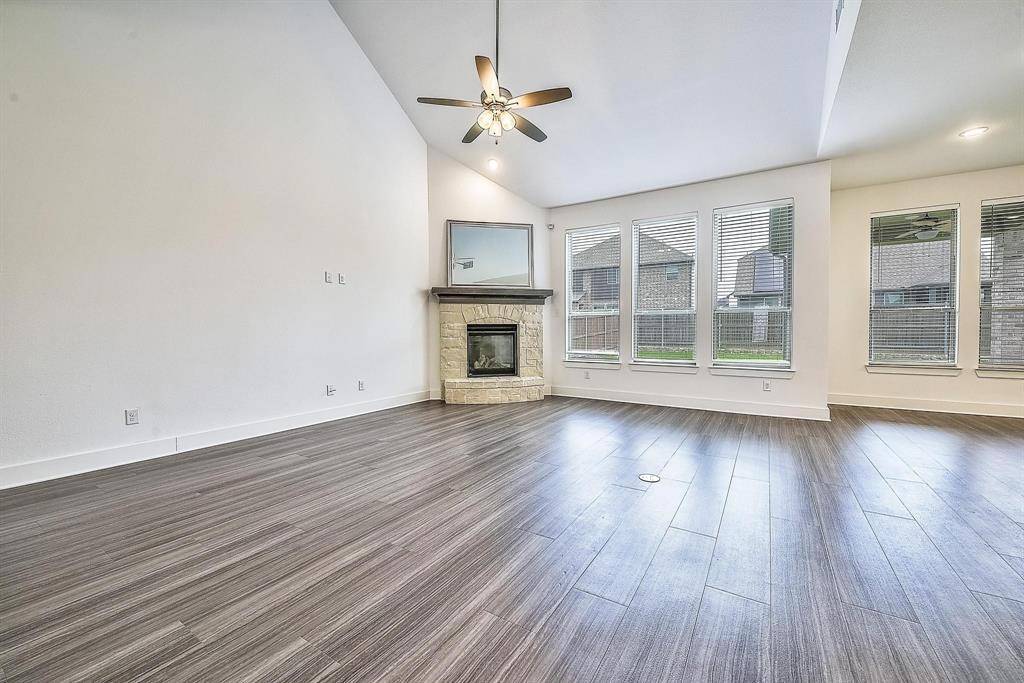 Aubrey, TX 76227,1301 Saddle Ridge Drive
