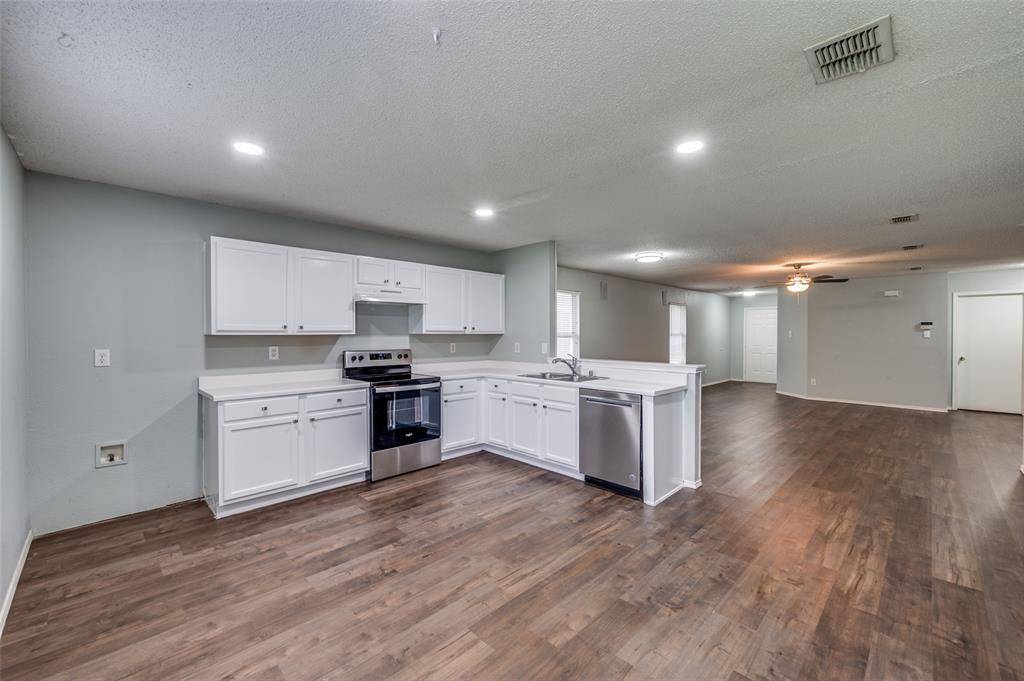 Denton, TX 76210,8405 Seven Oaks Lane