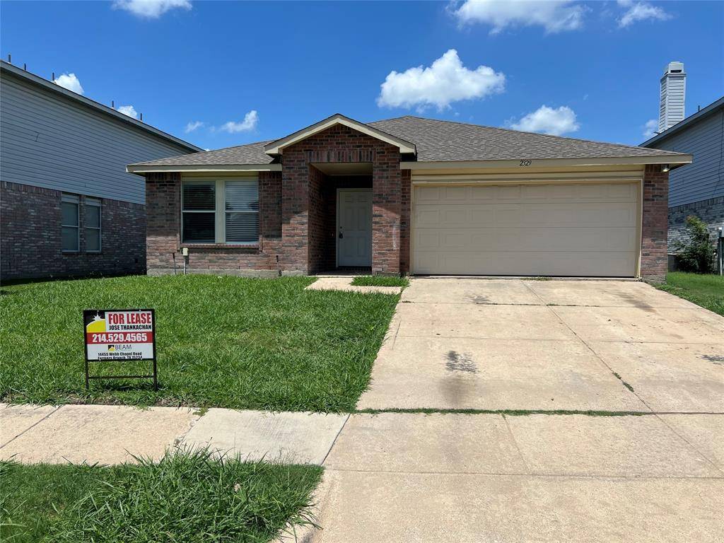 2329 Live Oak Drive, Little Elm, TX 75068
