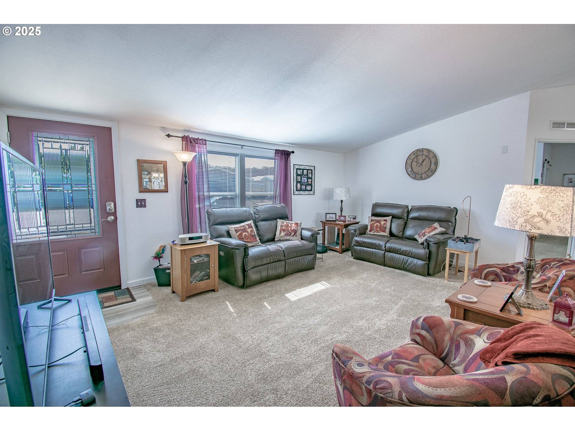 Eugene, OR 97401,3700 BABCOCK LN #144