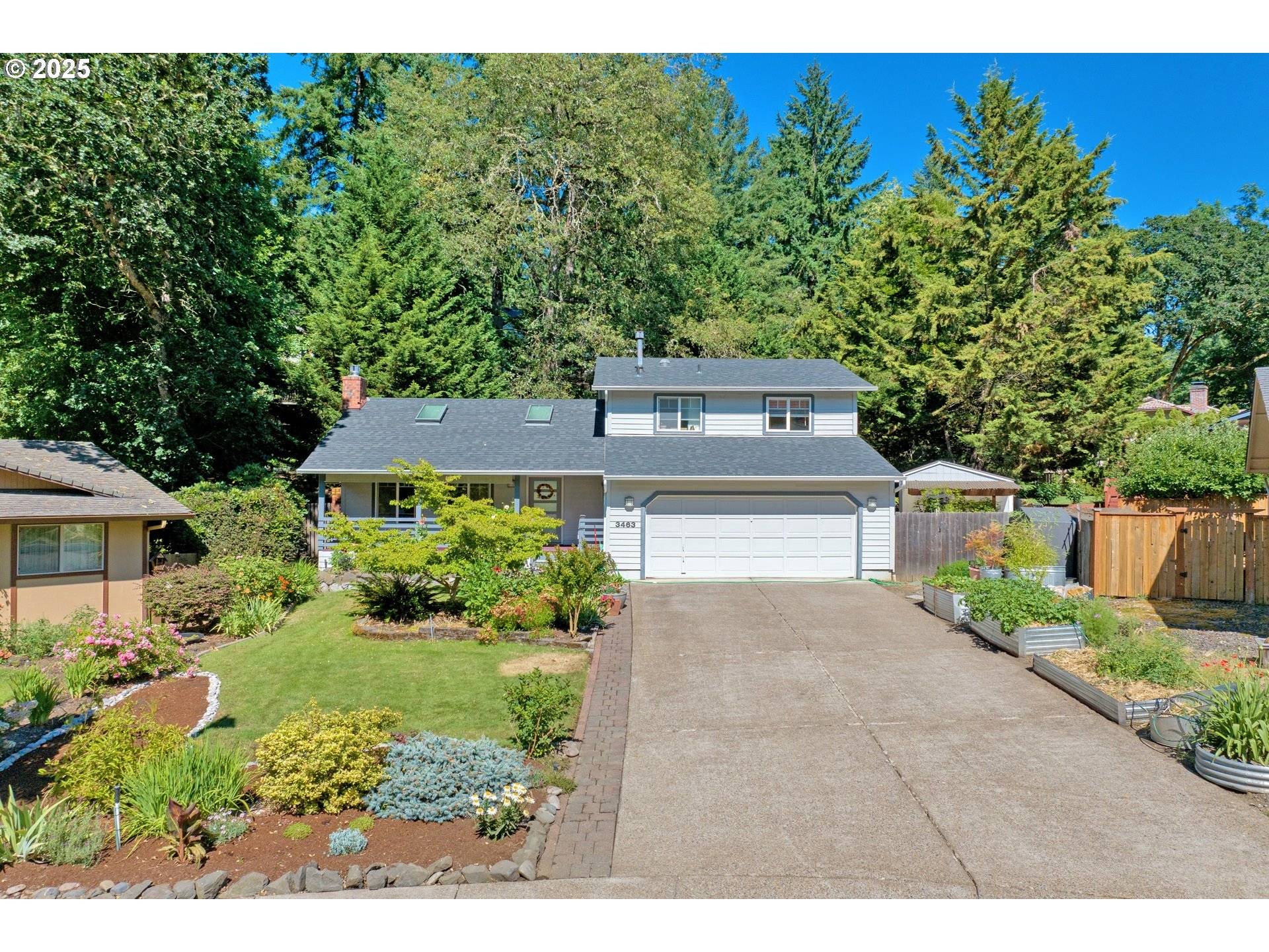 3463 BREEZEWOOD AVE, Eugene, OR 97405