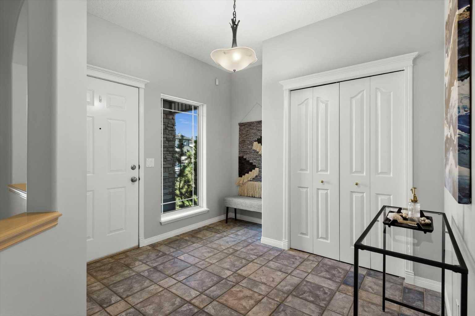 Calgary, AB T3B 5S8,142 Valley Glen HTS Northwest