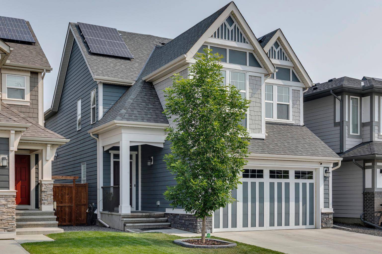 Calgary, AB T3M 3A2,236 Magnolia Heath SE