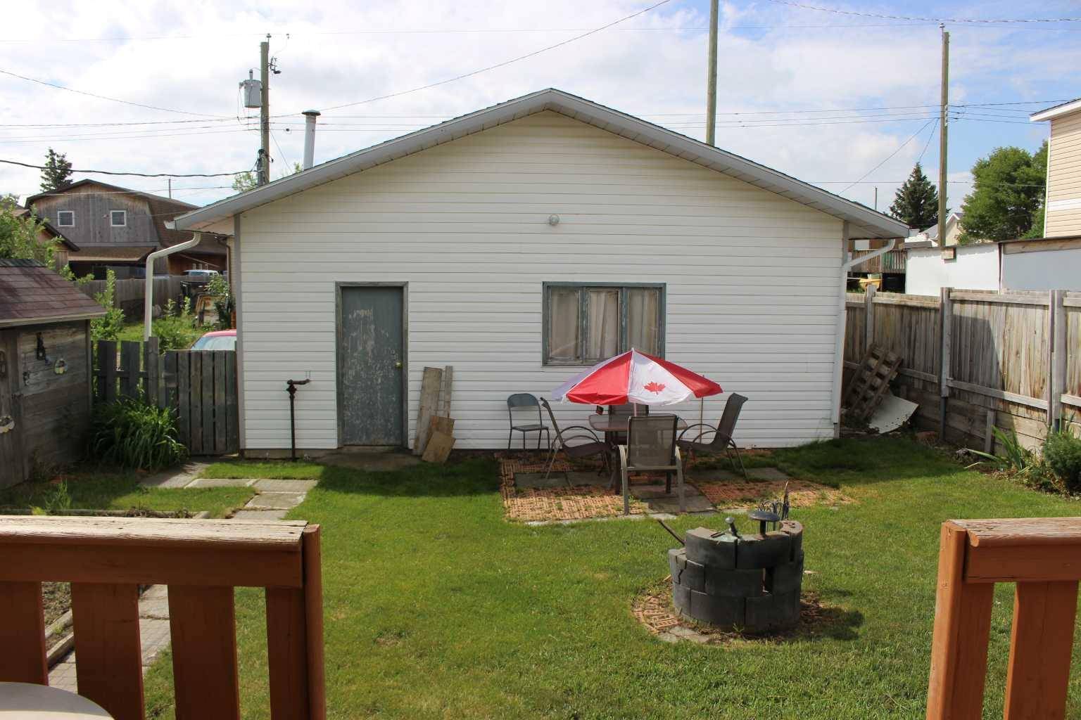 Shaughnessy, AB T0K 2A0,324 2nd ST