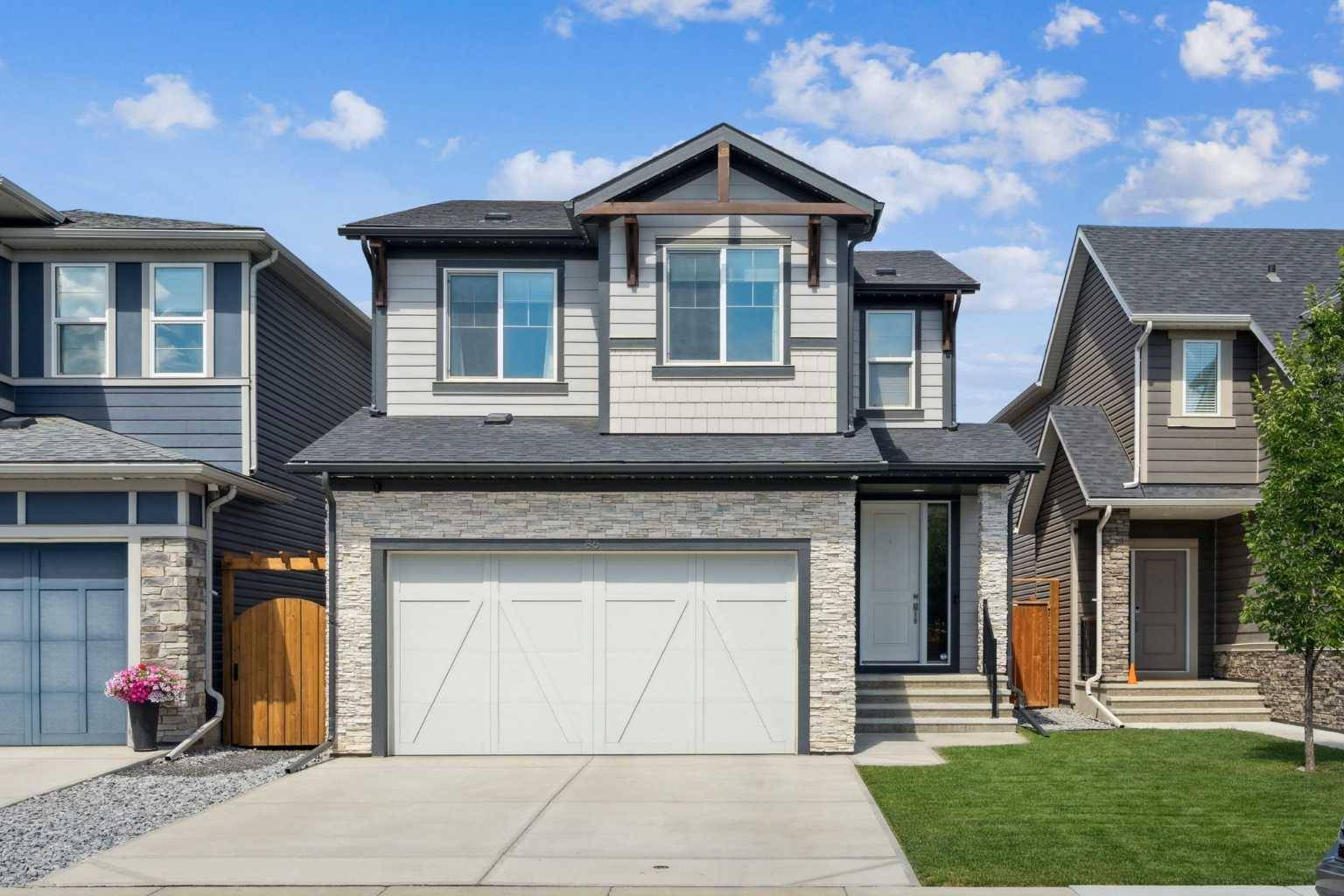 86 Legacy Woods PL Southeast, Calgary, AB T2X 2B5