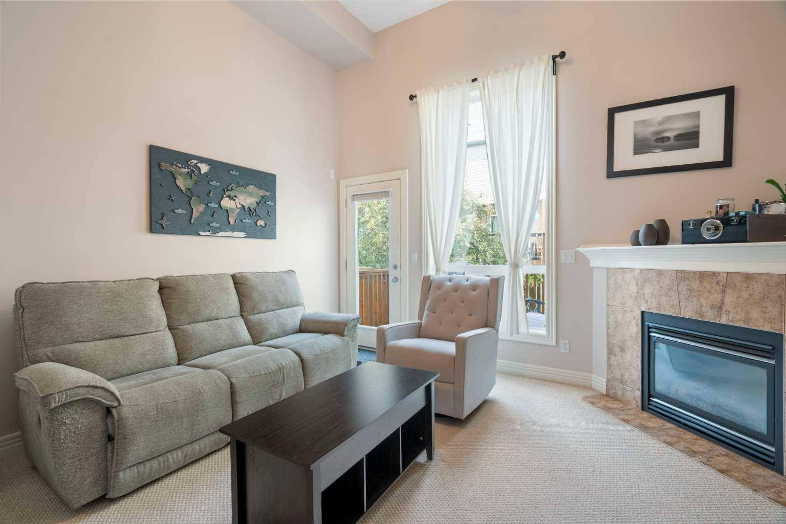 Calgary, AB T2Y 3X8,324 Bridlewood LN SW