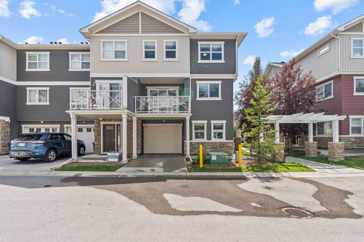 Calgary, AB T3N 0R7,817 Skyview Ranch GRV