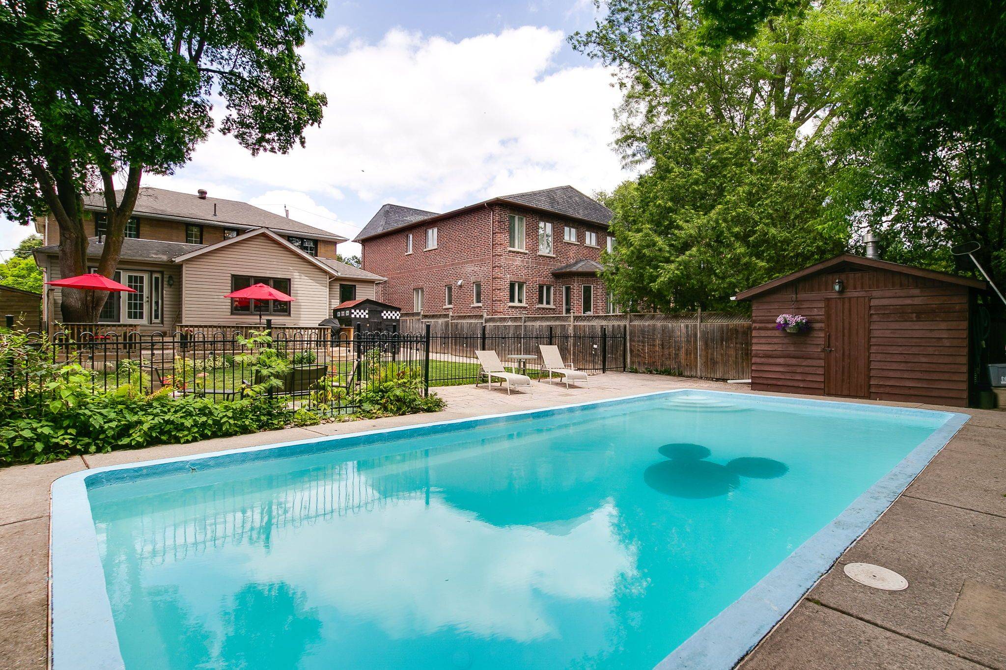 11 Urbandale AVE, Toronto C14, ON M2M 2G9