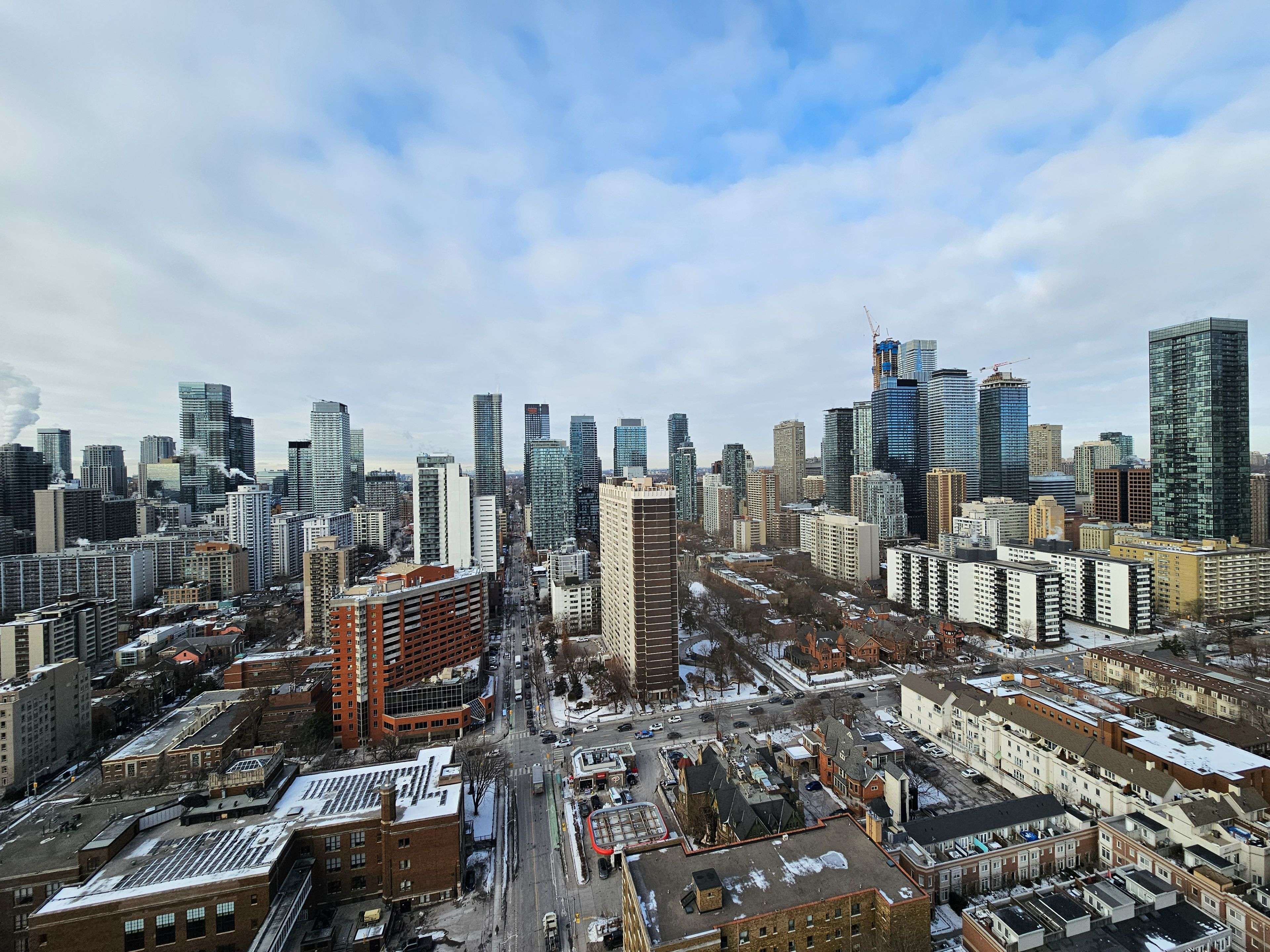 Toronto C08, ON M4Y 2J3,120 Homewood AVE #2910