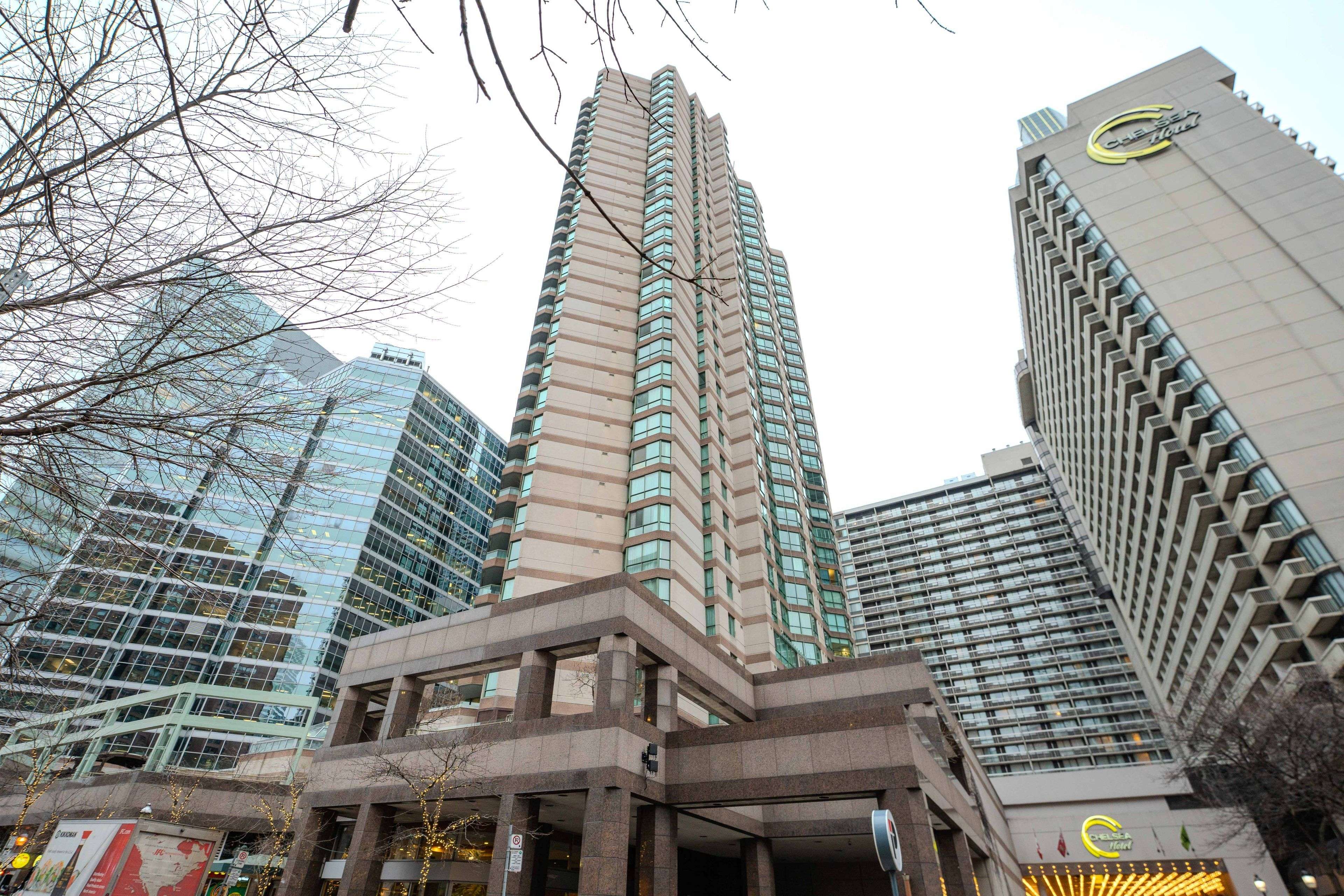 38 Elm ST #2710, Toronto C01, ON M5G 2K5