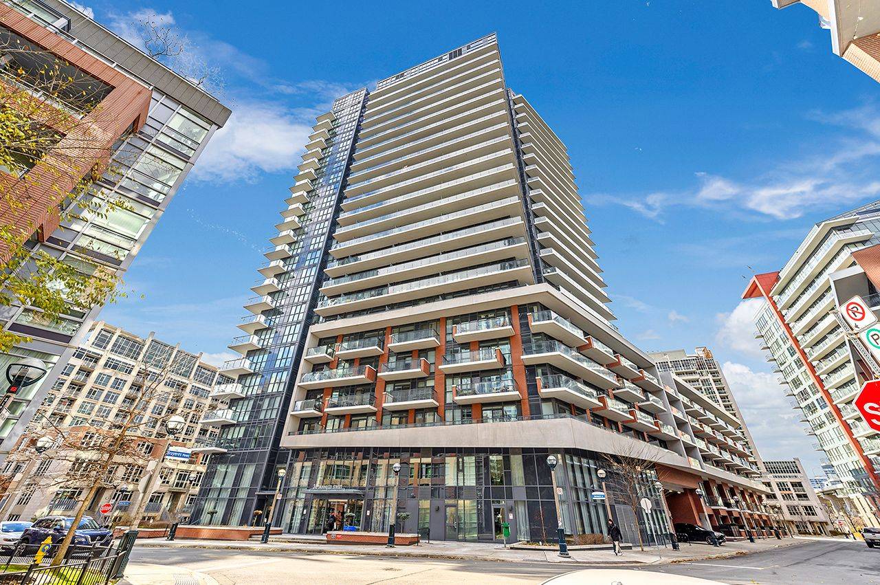 38 Iannuzzi ST #611, Toronto C01, ON M5V 0S2