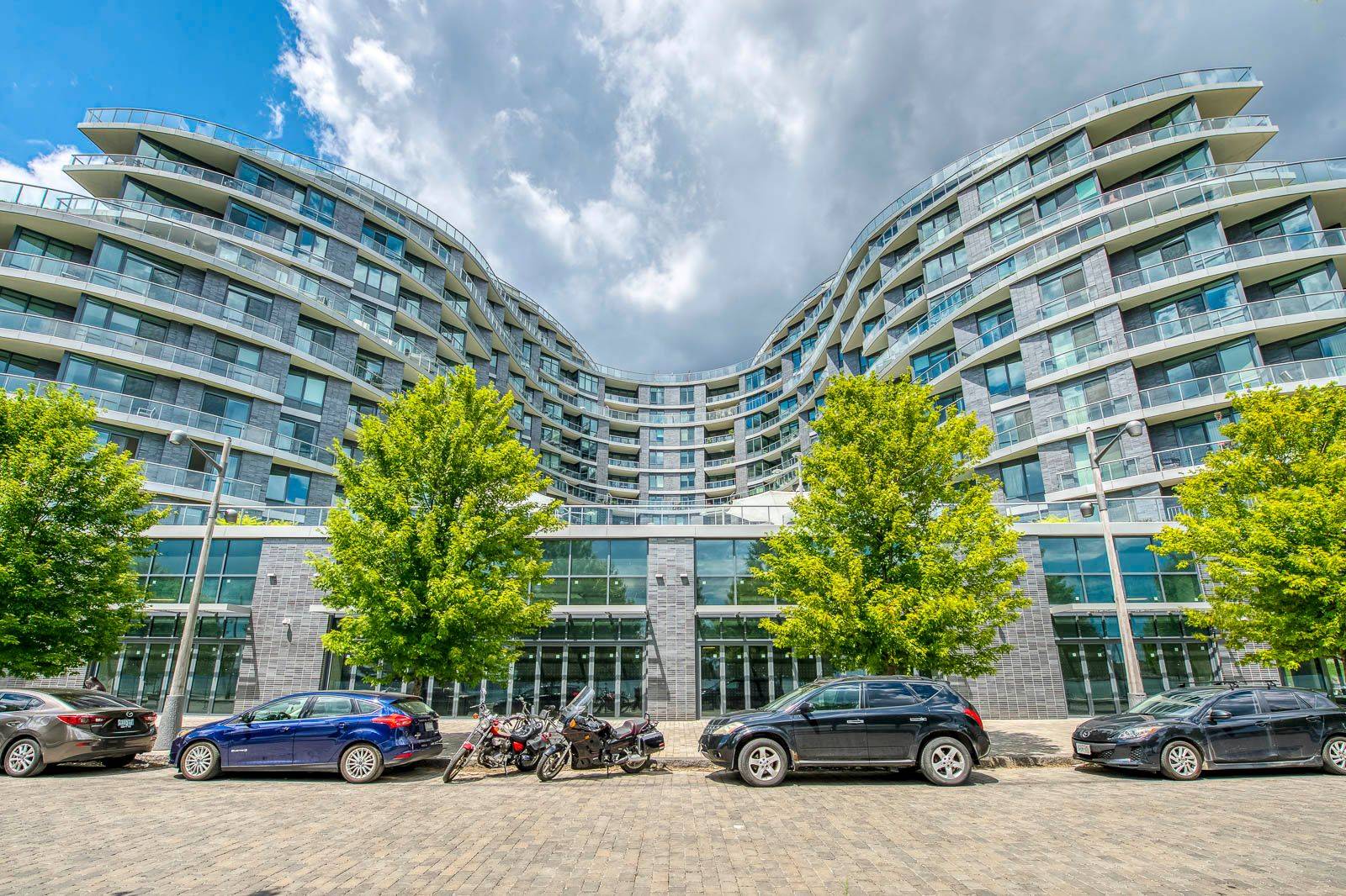 Toronto C01, ON M5A 0L1,1 Edgewater DR #612