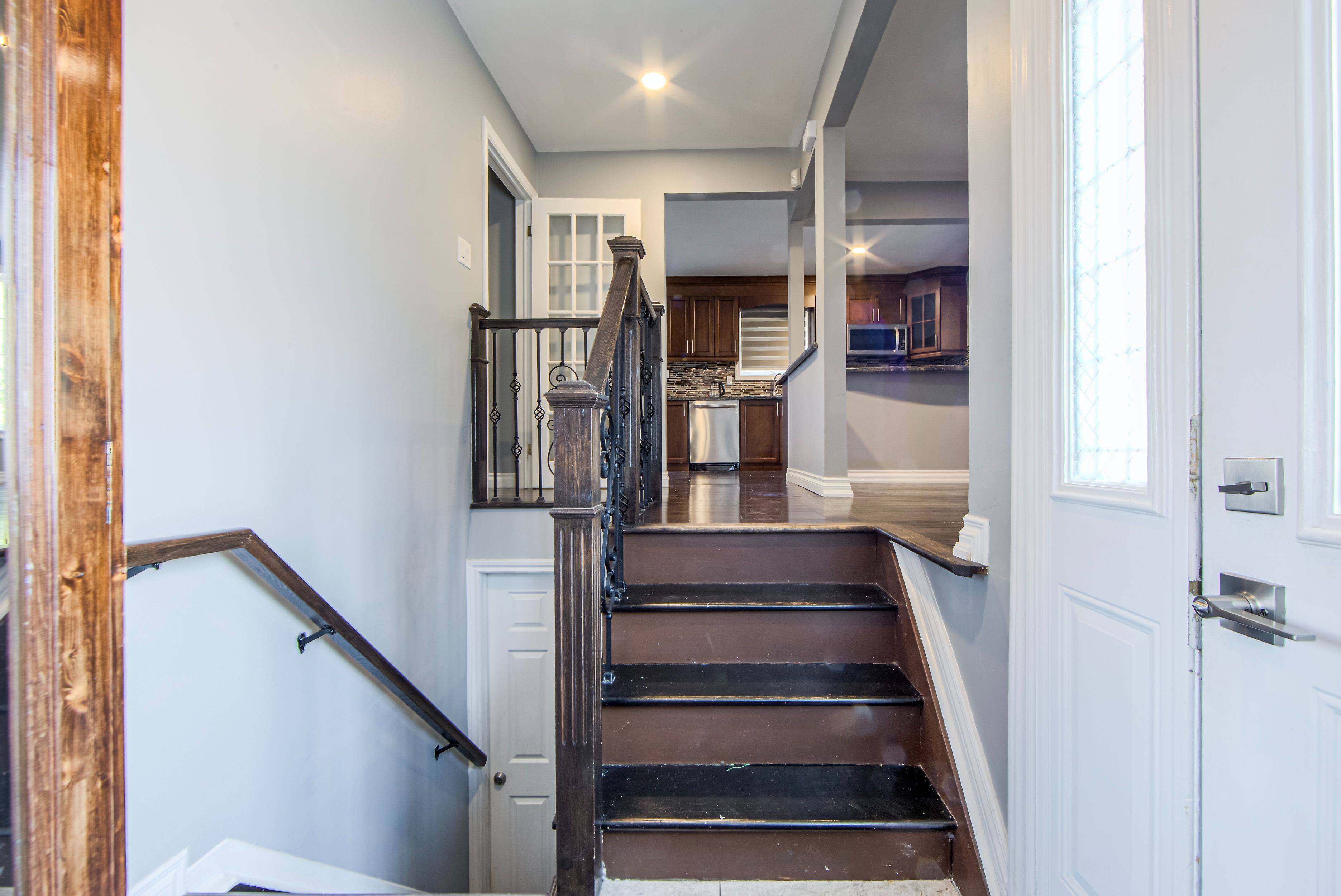 Pickering, ON L1W 1L1,1366 Poprad AVE