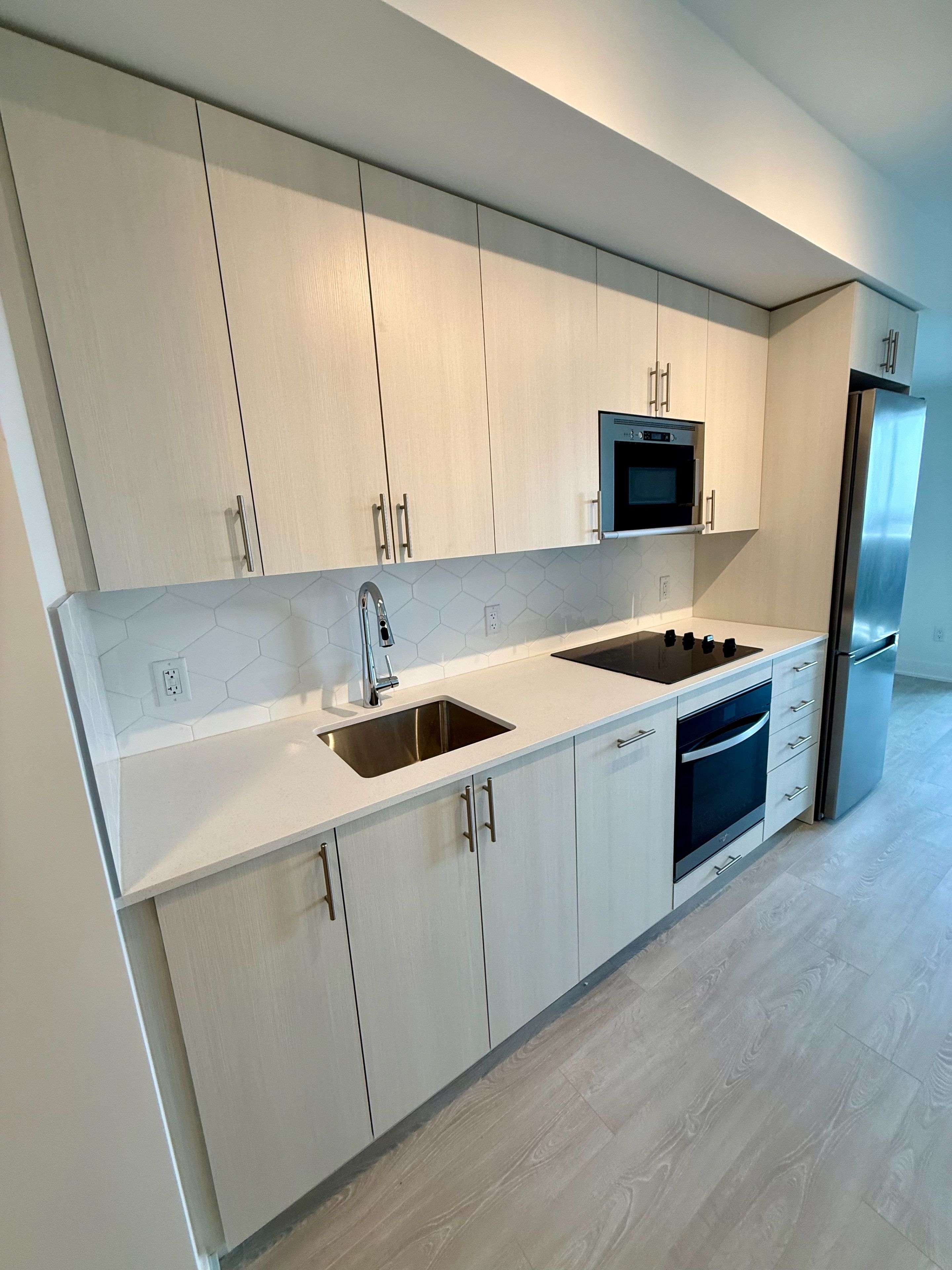 Oshawa, ON L1H 7K4,2545 Simcoe ST N #442