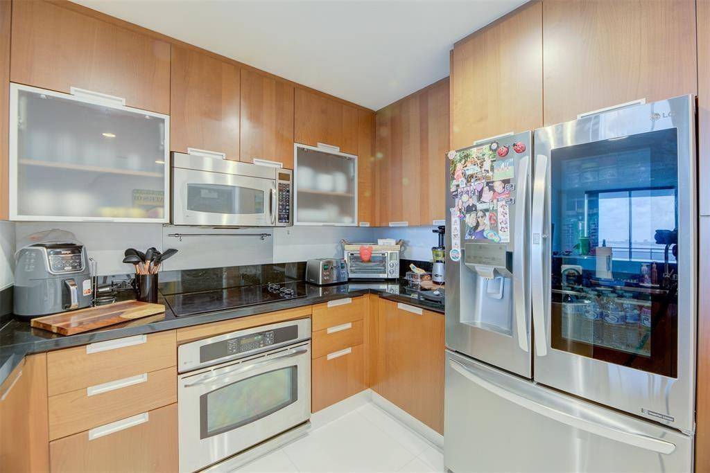North Bay Village, FL 33141,7901 Hispanola Ave #2006