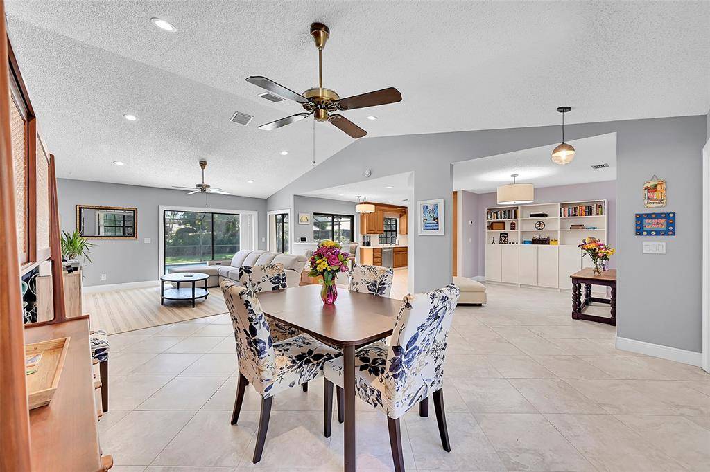 Coral Springs, FL 33071,935 NW 110th Lane