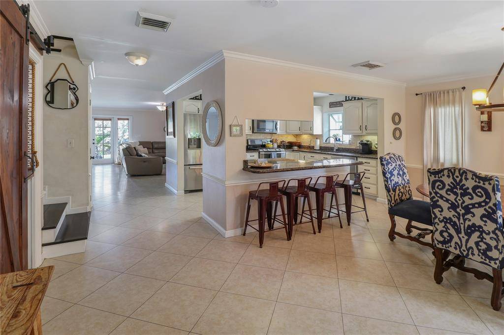 Fort Lauderdale, FL 33301,635 SE 25th Ave