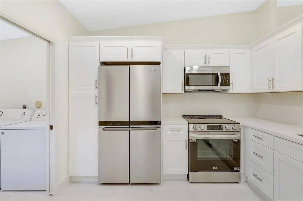 Boca Raton, FL 33496,8273 Springtree Road