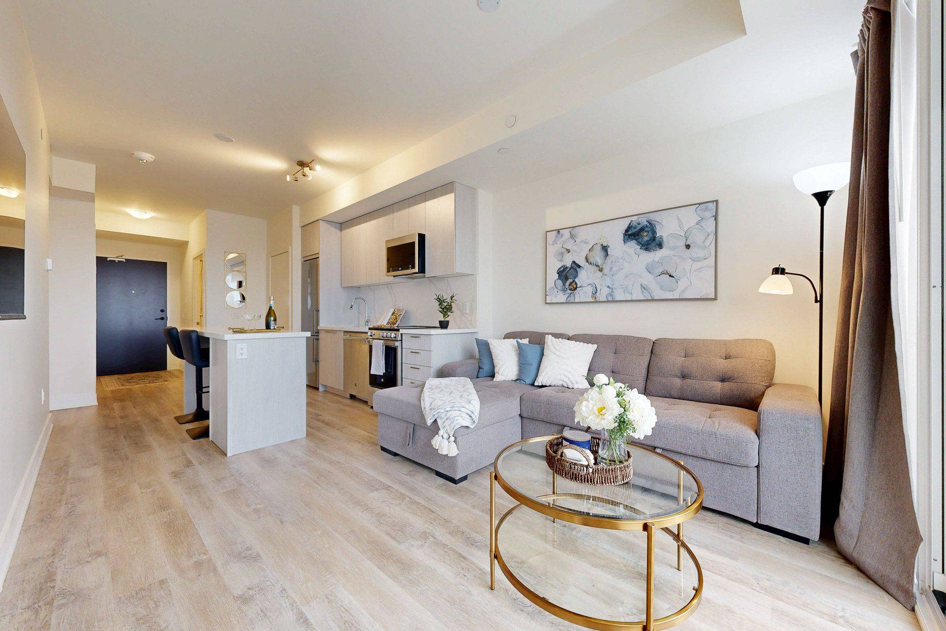 Newmarket, ON L3Y 0G7,185 Deerfield RD #908