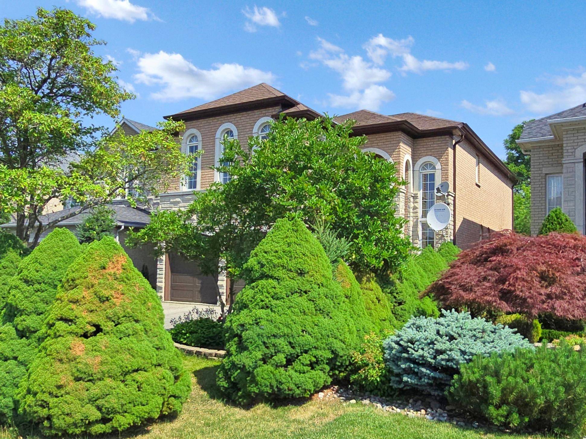Richmond Hill, ON L4S 1Y1,2 Lord Nelson CT