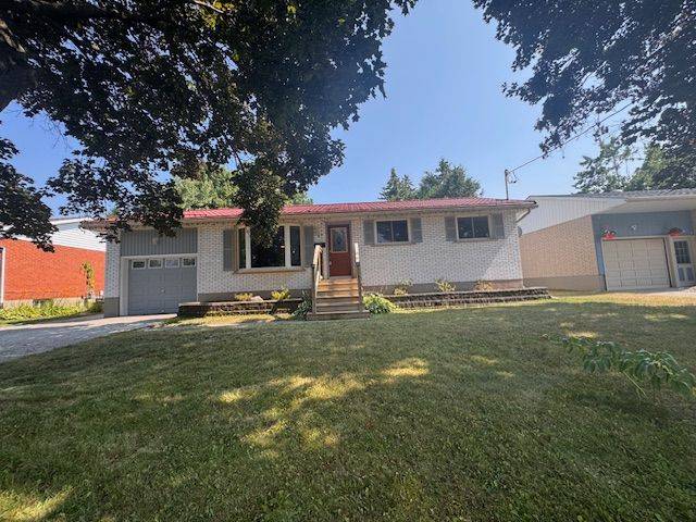 Orillia, ON L3V 4J7,67 Orma DR