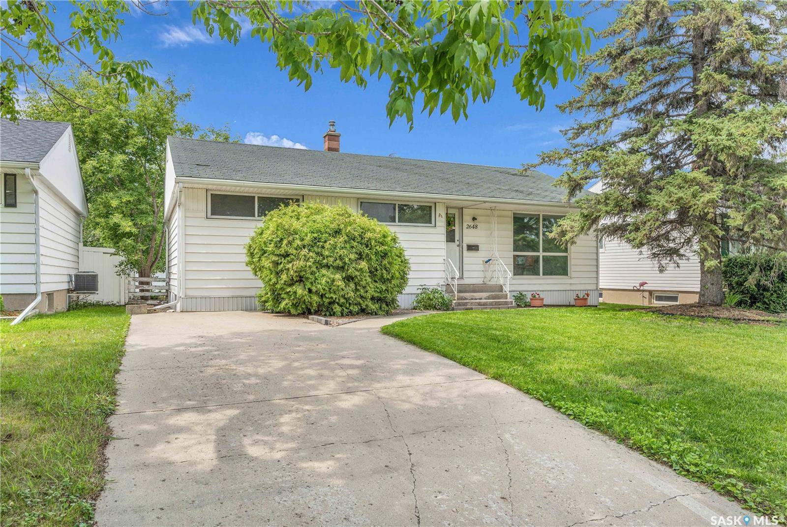 2648 ROTHWELL STREET, Regina, SK S4N 2E1