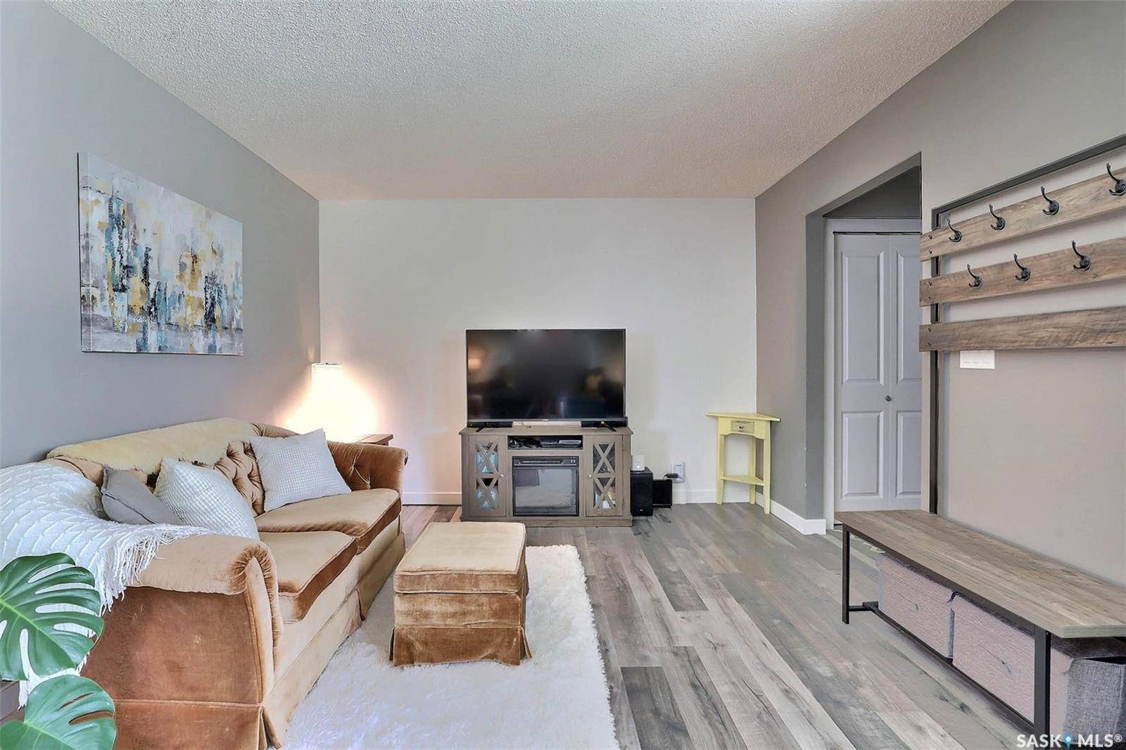 Regina, SK S4R 1R2,324 St John STREET