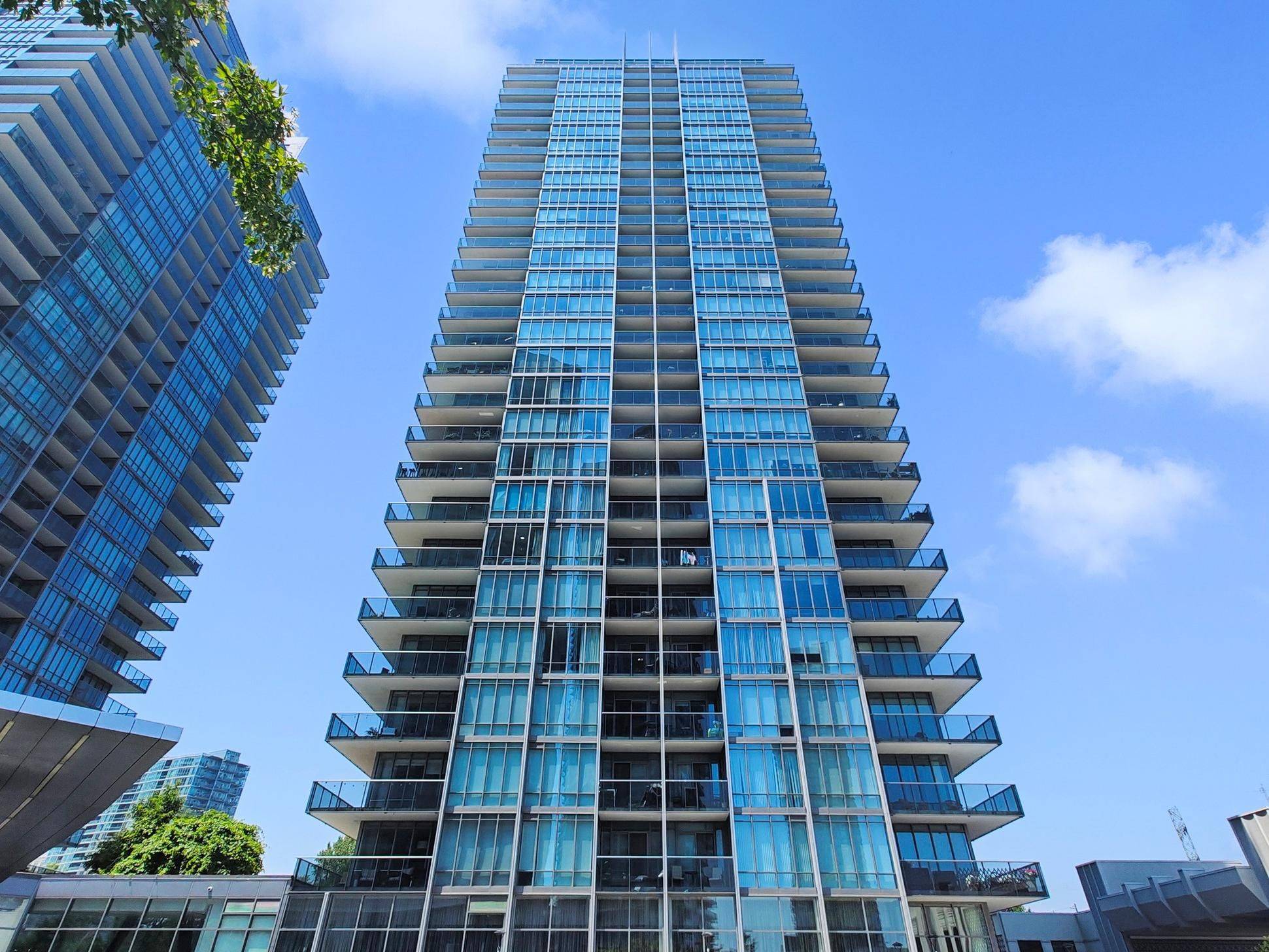 Toronto W06, ON M8Y 0B6,90 Park Lawn RD #1209