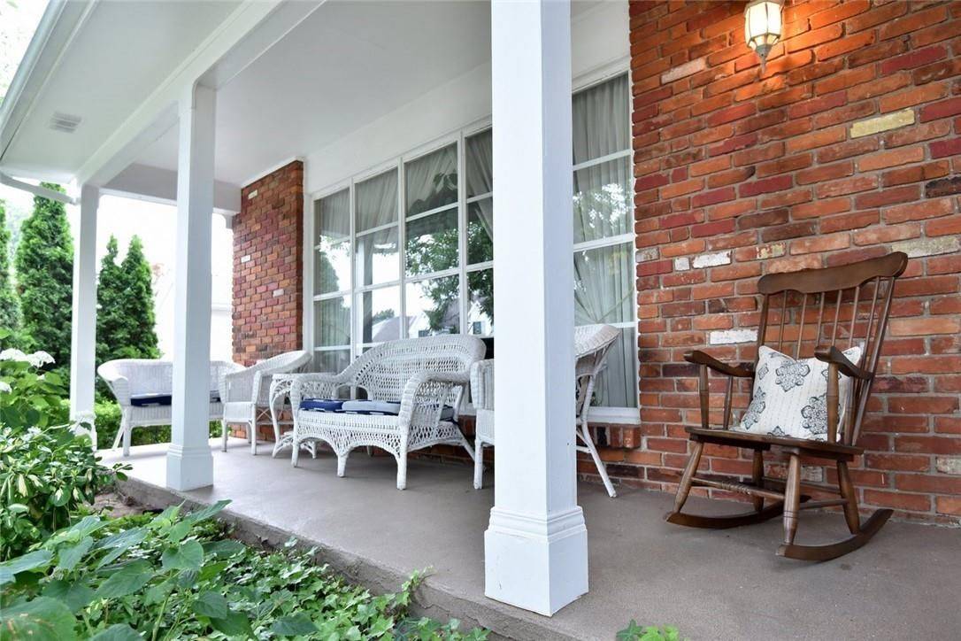 Burlington, ON L7L 2H8,534 Wicklow RD